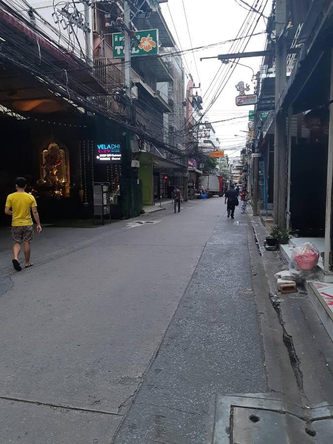 Pratunam19 Hotel กรุงเทพมหานคร ภายนอก รูปภาพ