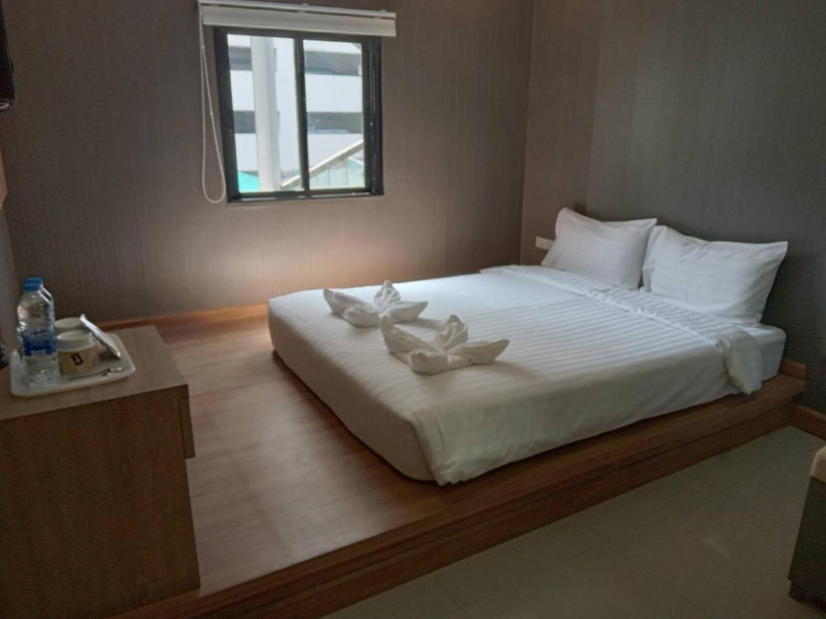 Pratunam19 Hotel กรุงเทพมหานคร ภายนอก รูปภาพ