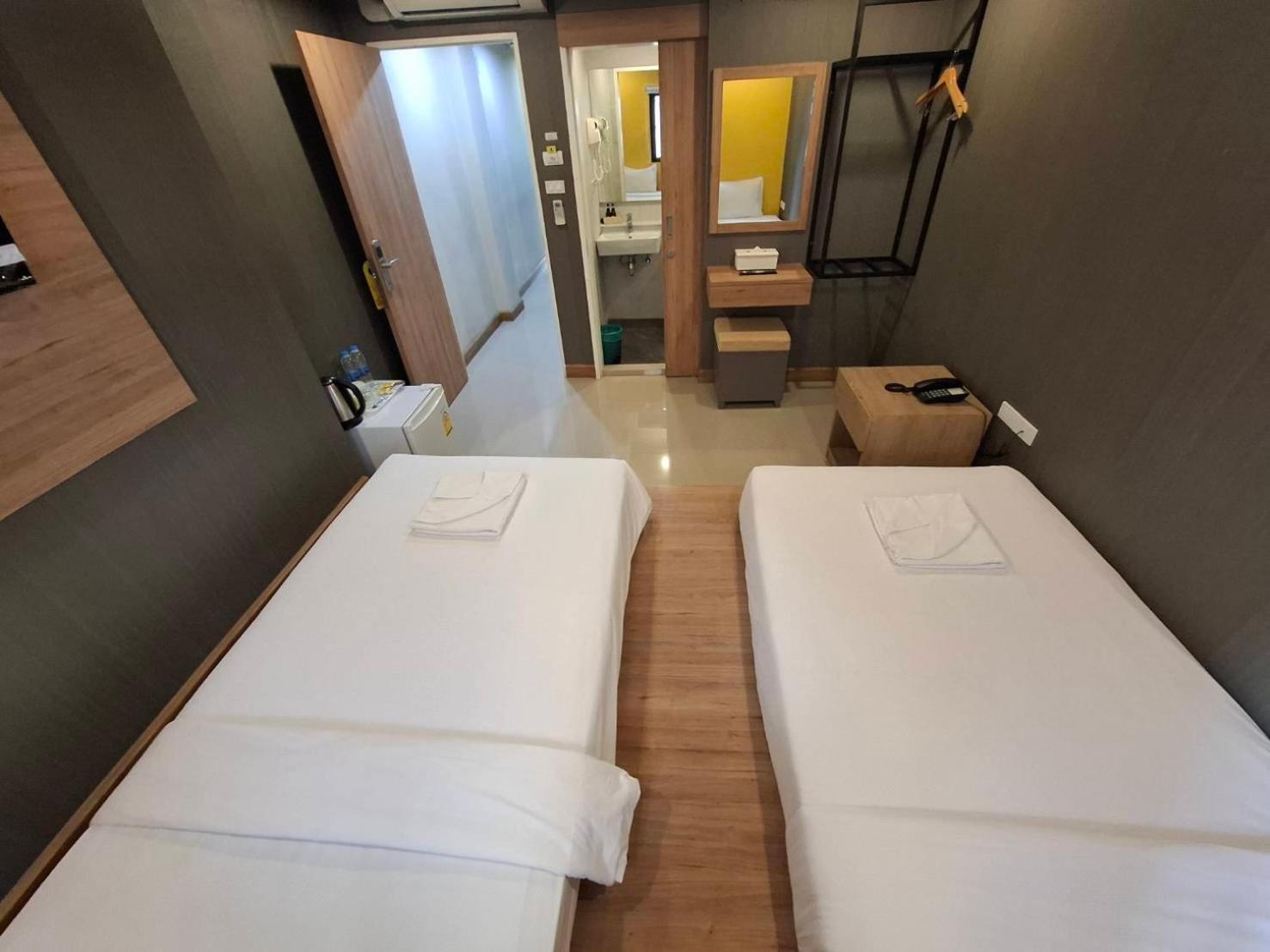 Pratunam19 Hotel กรุงเทพมหานคร ภายนอก รูปภาพ