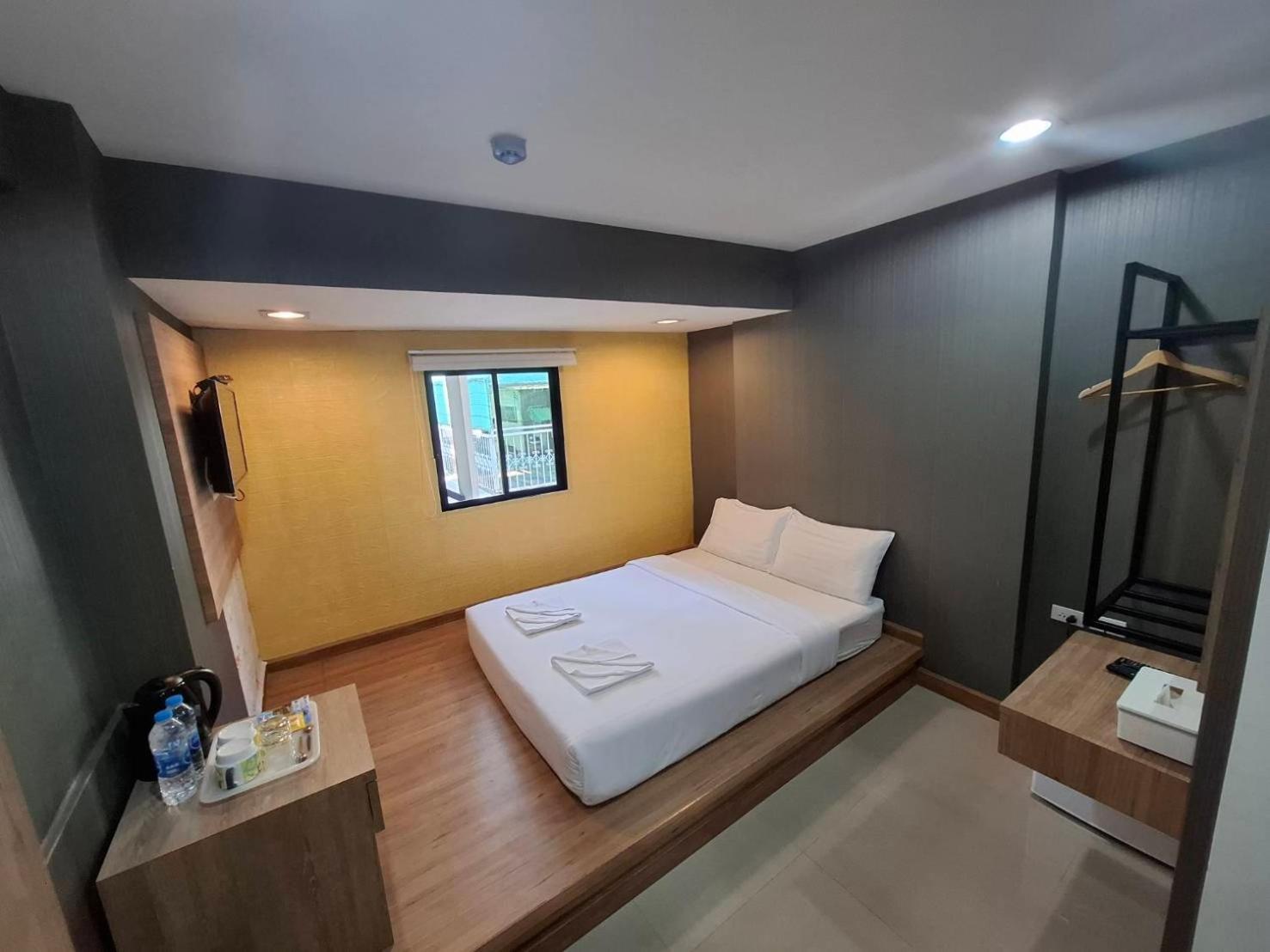 Pratunam19 Hotel กรุงเทพมหานคร ภายนอก รูปภาพ