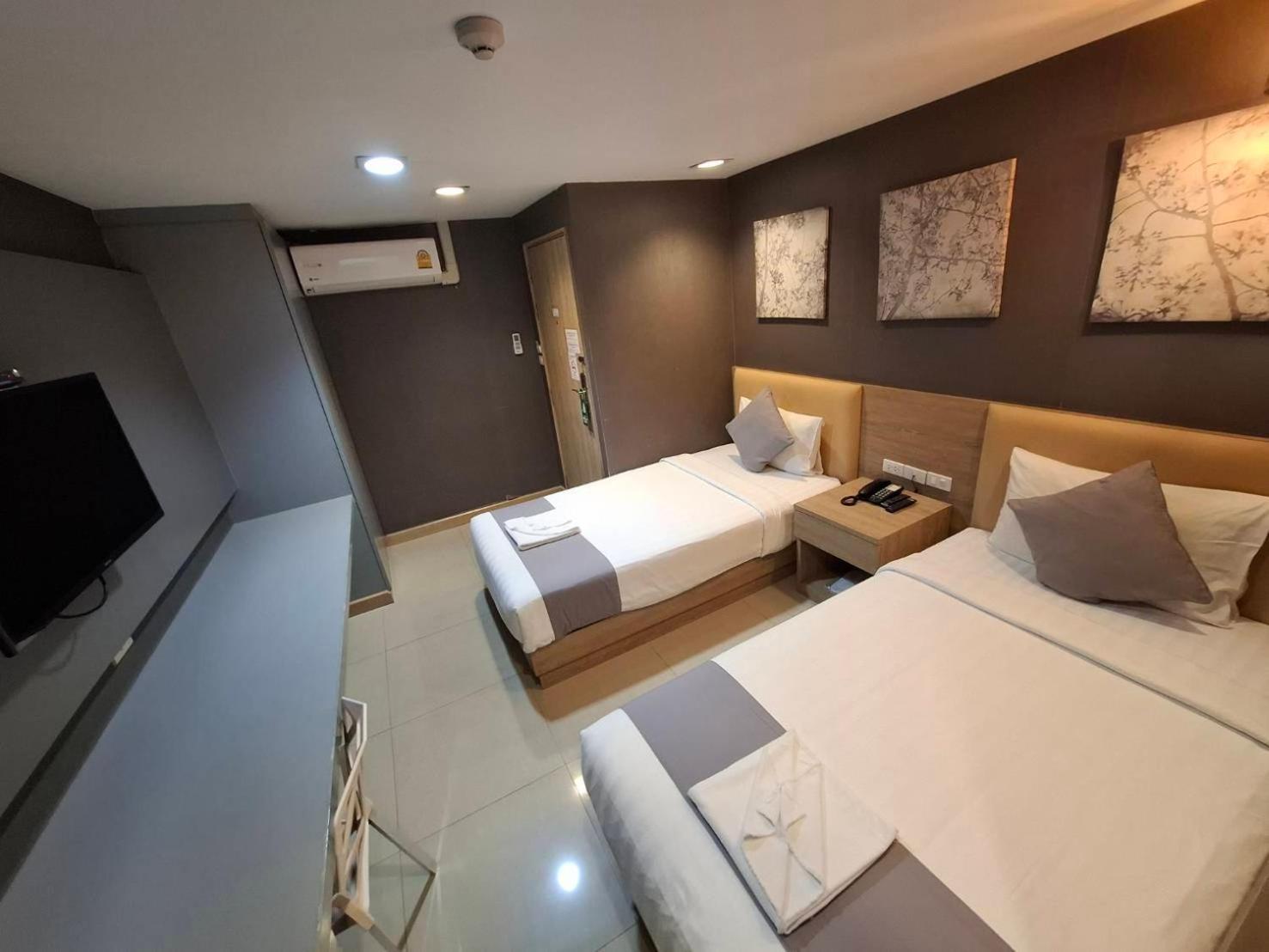 Pratunam19 Hotel กรุงเทพมหานคร ภายนอก รูปภาพ