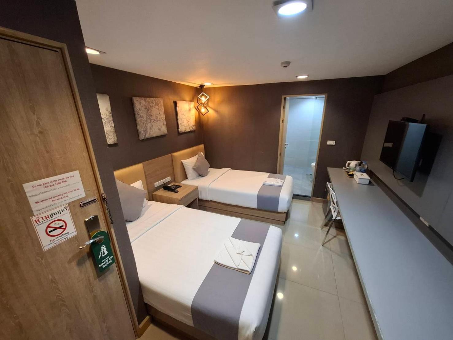 Pratunam19 Hotel กรุงเทพมหานคร ภายนอก รูปภาพ