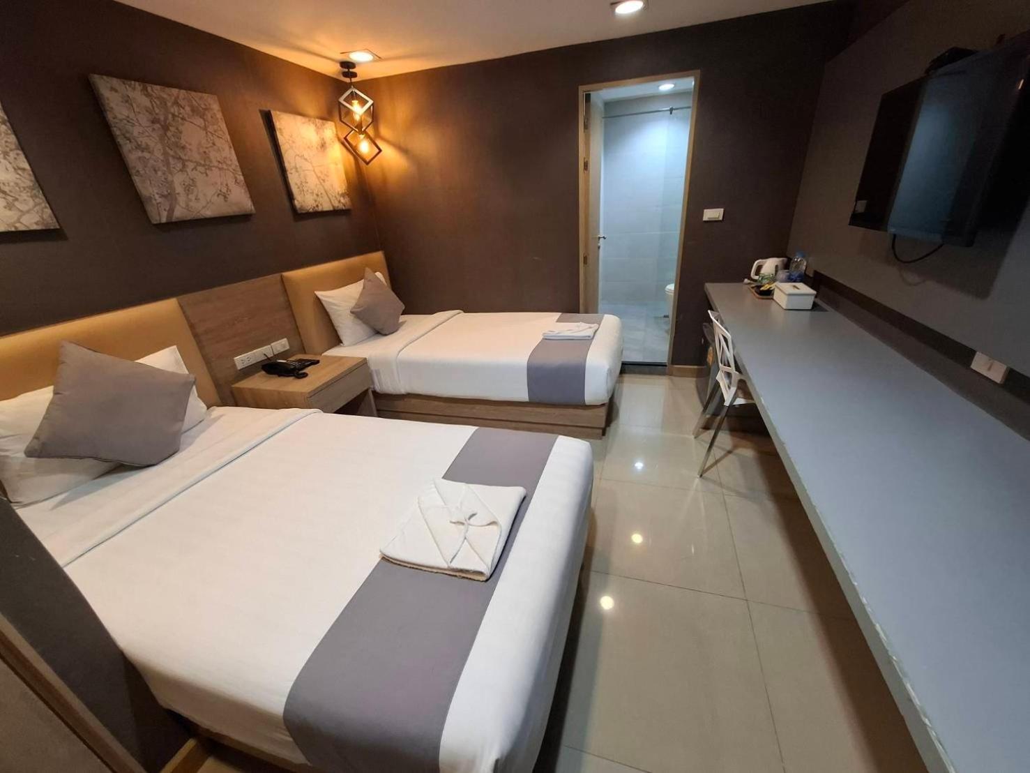 Pratunam19 Hotel กรุงเทพมหานคร ภายนอก รูปภาพ