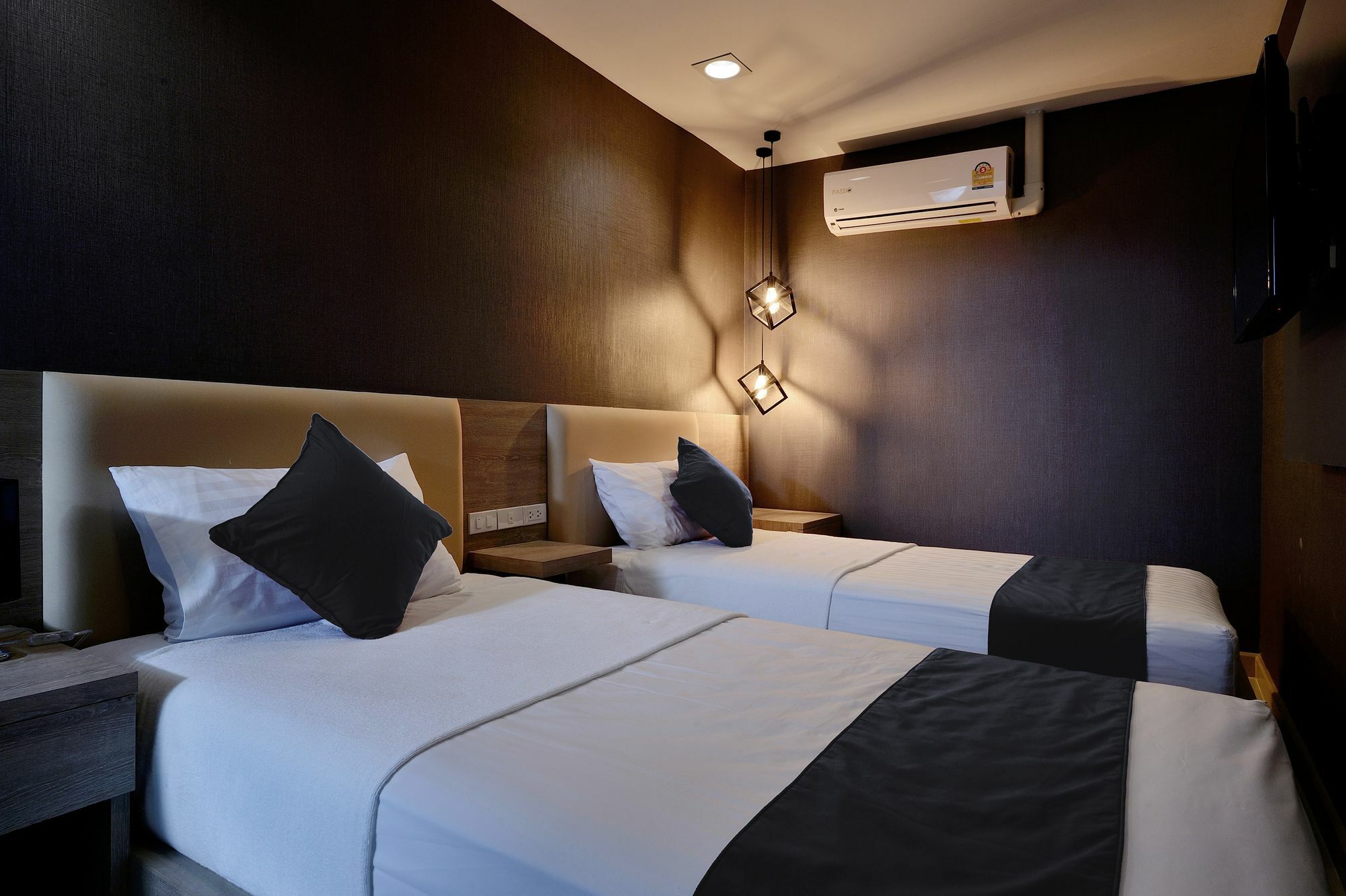Pratunam19 Hotel กรุงเทพมหานคร ภายนอก รูปภาพ