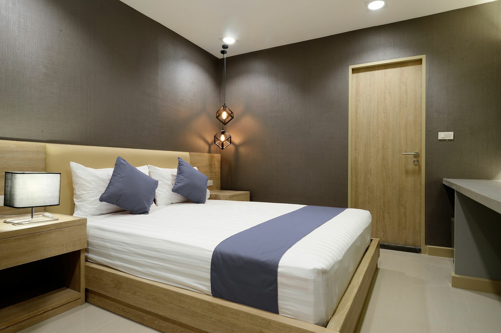 Pratunam19 Hotel กรุงเทพมหานคร ภายนอก รูปภาพ