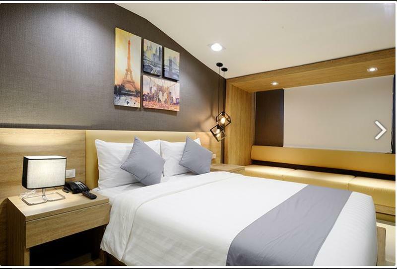 Pratunam19 Hotel กรุงเทพมหานคร ภายนอก รูปภาพ
